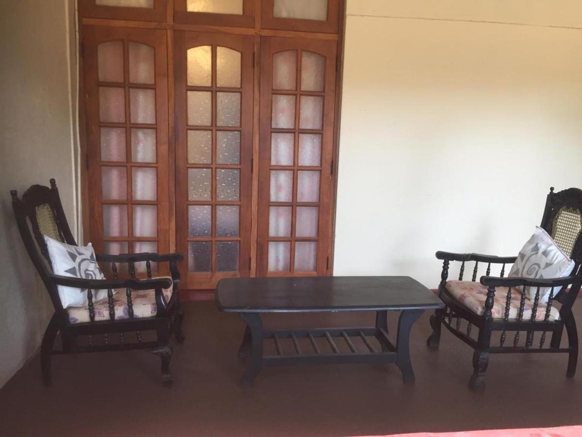 Hotel Shalini Anuradhapura Eksteriør billede