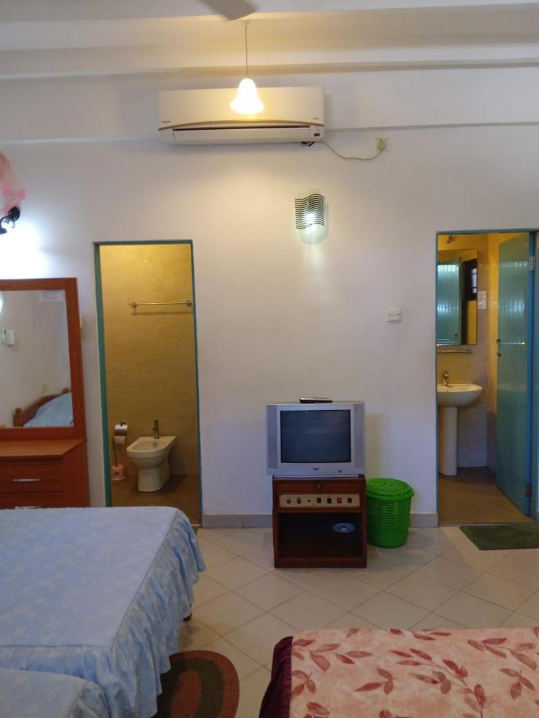 Hotel Shalini Anuradhapura Eksteriør billede